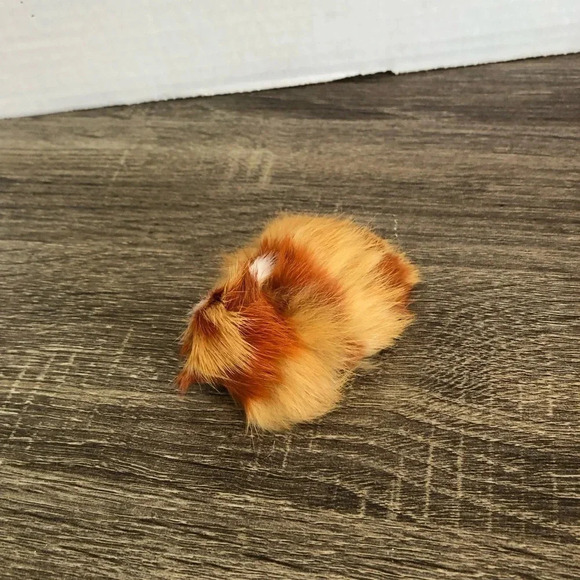 Faux  Fur Cat - Picture 3 of 8